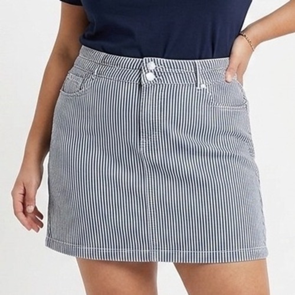 Maurices‎ Womens Blue White Striped Denim Mini Skirt Size 14 Hickory Stripe